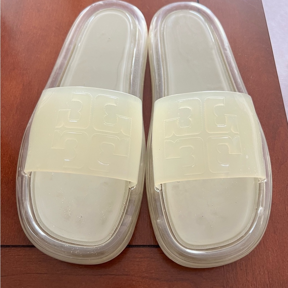 Tory Burch bubble jelly Sandals with Embossed Logo